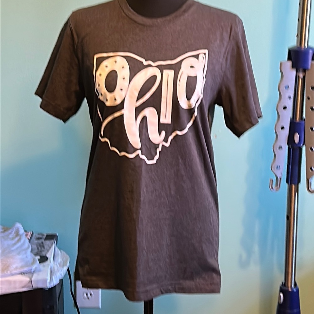 Bella Canvas Small Ohio Tee EUC